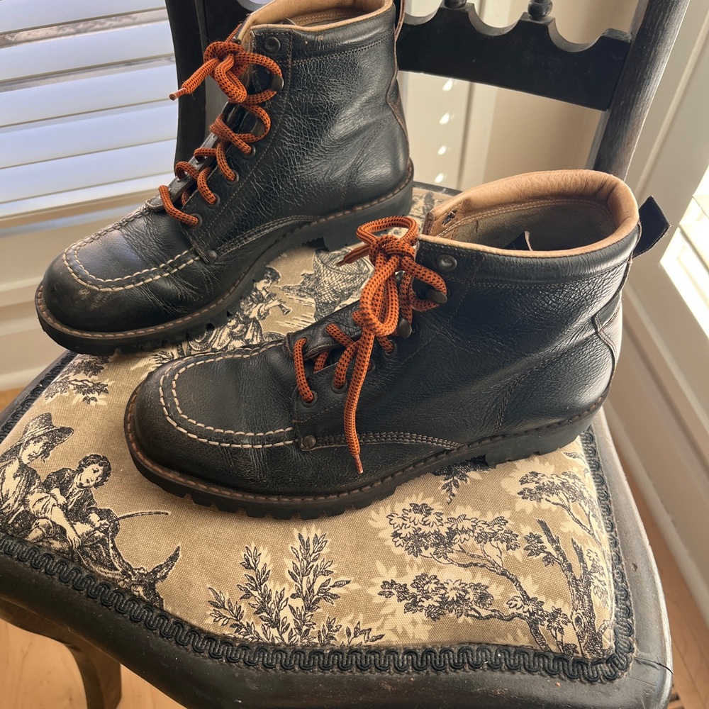 Vintage 90's boots exactly like the ones Demi wore in photo shoot for 2024 fall - Picture 5 of 8